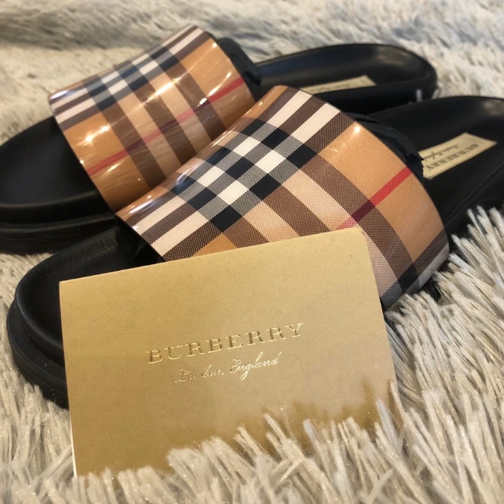 COPY - 100% AUTHENTIC Burberry slides✨